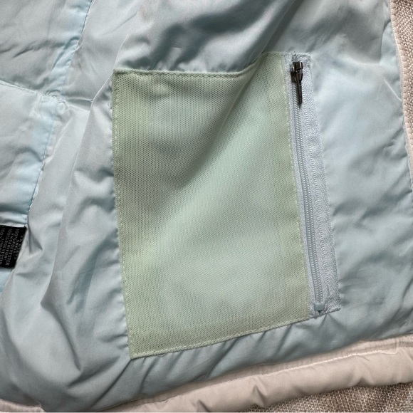 White American Eagle puffer vest - Picture 8 of 12